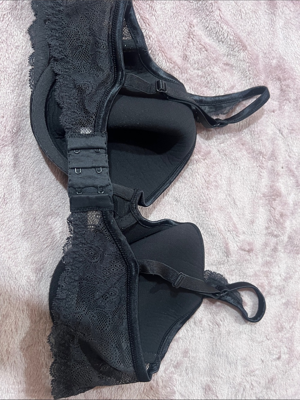 Victoria's Secret Black Lace Demi Bra - Picture 11 of 12